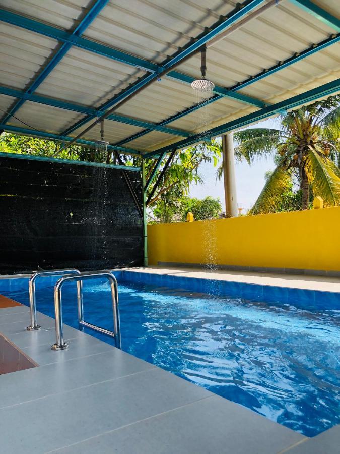 Homestay Tok Abah Dalam Rhu Pasir Puteh Buitenkant foto